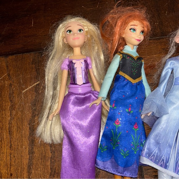 Disney Princess Doll Set - Purple, Blue, and White - Picture 5 of 5